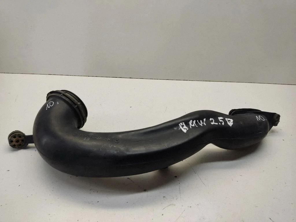Air intake hose/pipe – BMW 5 Series E39 (1996-2003)