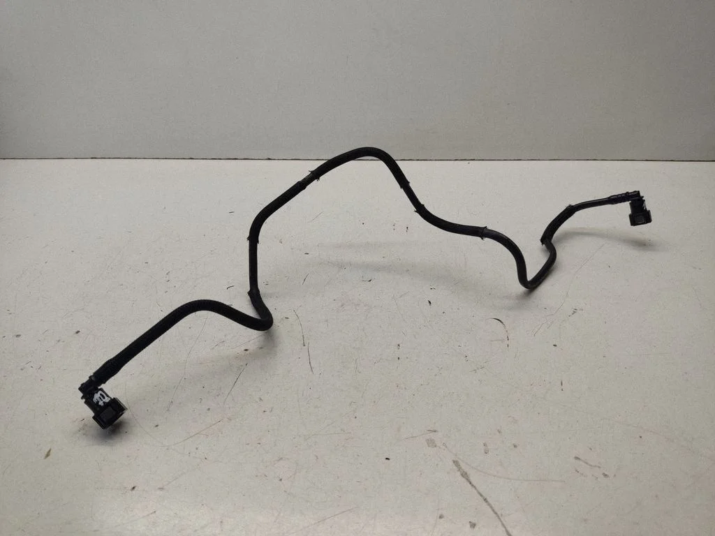Fuel line pipe 7801