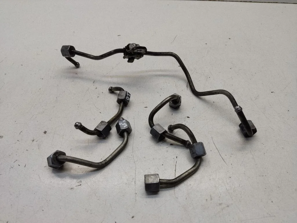Fuel line pipe 833601
