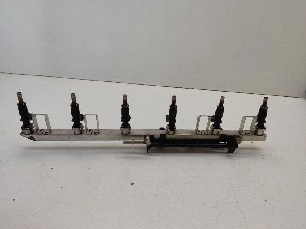 Fuel main line pipe – BMW 3 Series E90 E91 (2005-2012)