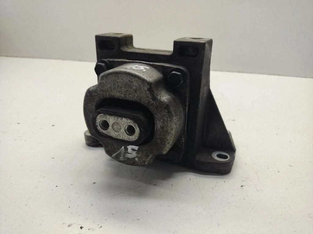 Engine mount bracket 30184L