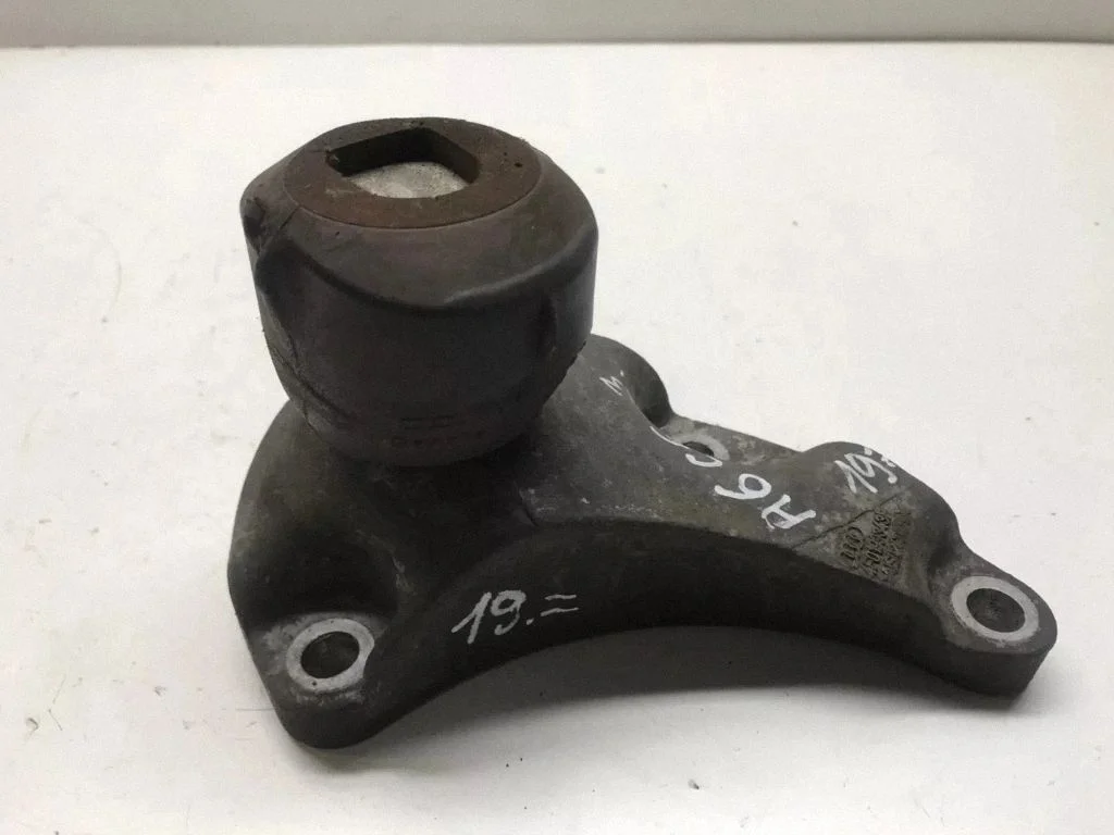 Engine mounting bracket 4F0199343
