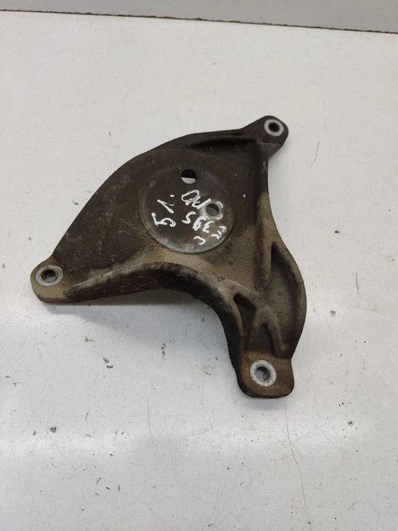 Mootori kinnituskronstein – BMW 5-seeria E39 (1996-2003)