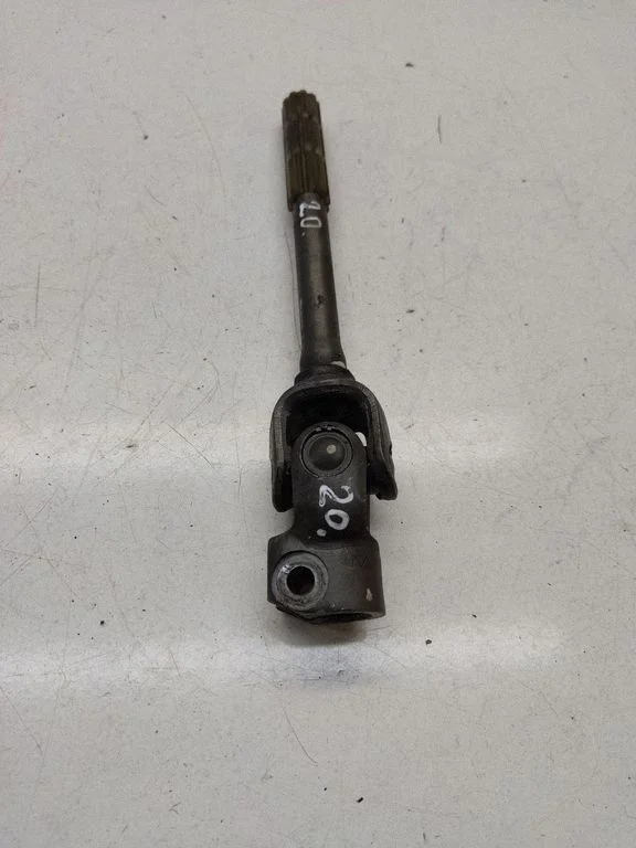 Steering column universal joint – front