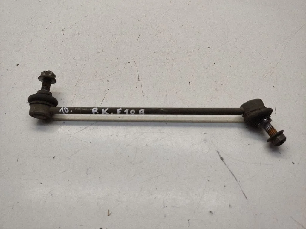 Eesmise stabilisaatori varras (link) – BMW 5-seeria F10 F11 (2009-2016)