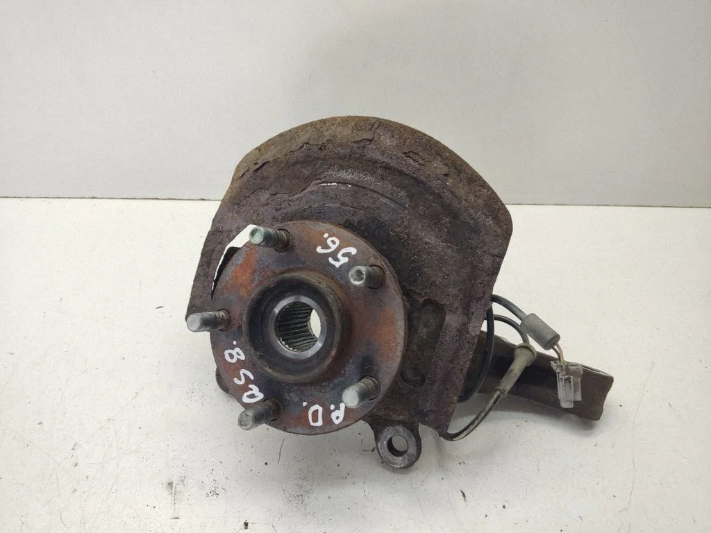 Eesmine rattarumm – Nissan Qashqai+2 (2008-2010)