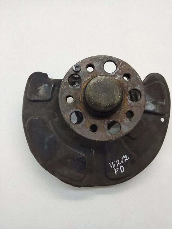 Front wheel hub – Mercedes-Benz E-Class W212 (2009-2016)