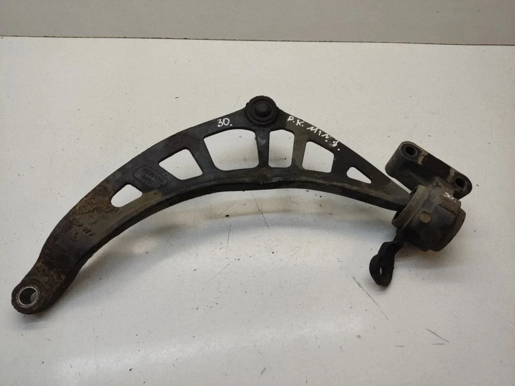 Front lower control arm/wishbone 9806519