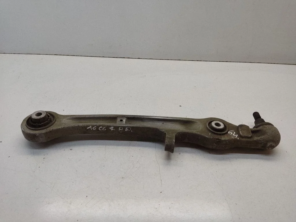 Front lower control arm/wishbone – front right