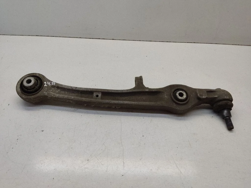 Front lower control arm/wishbone – front left