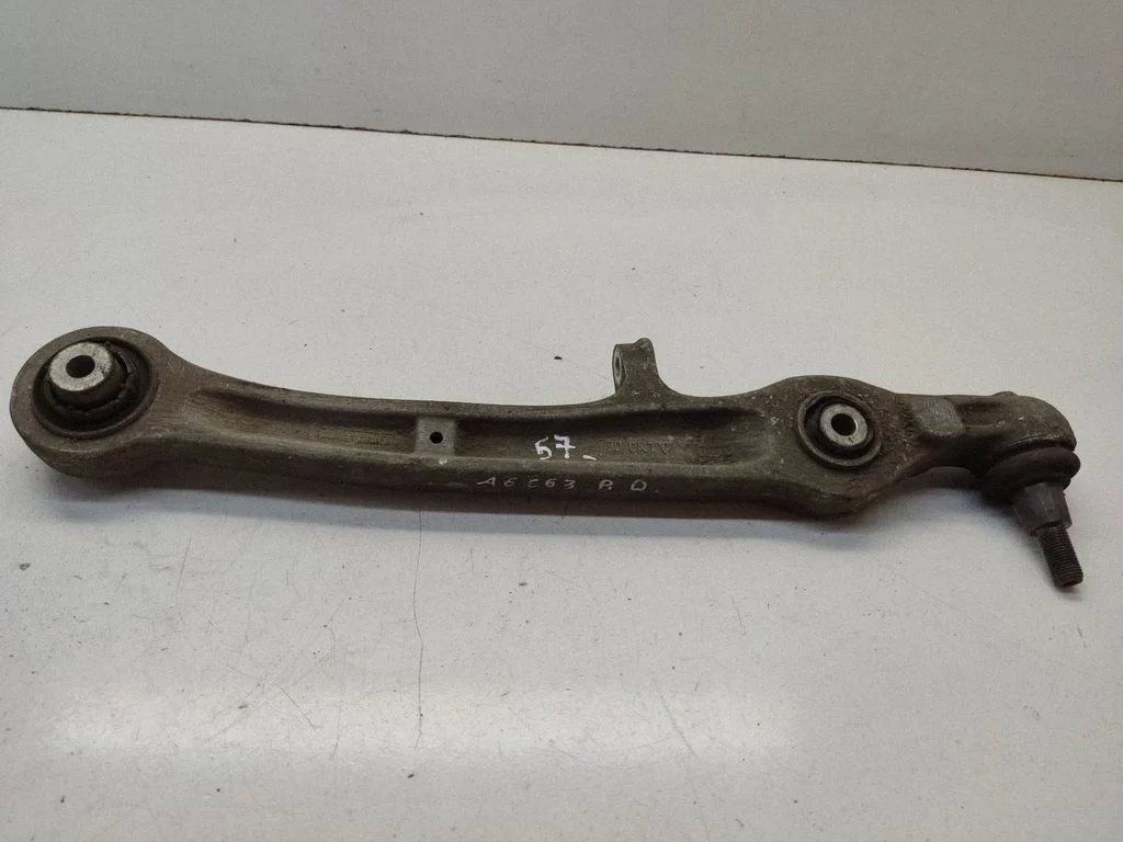 Front lower control arm/wishbone – front right