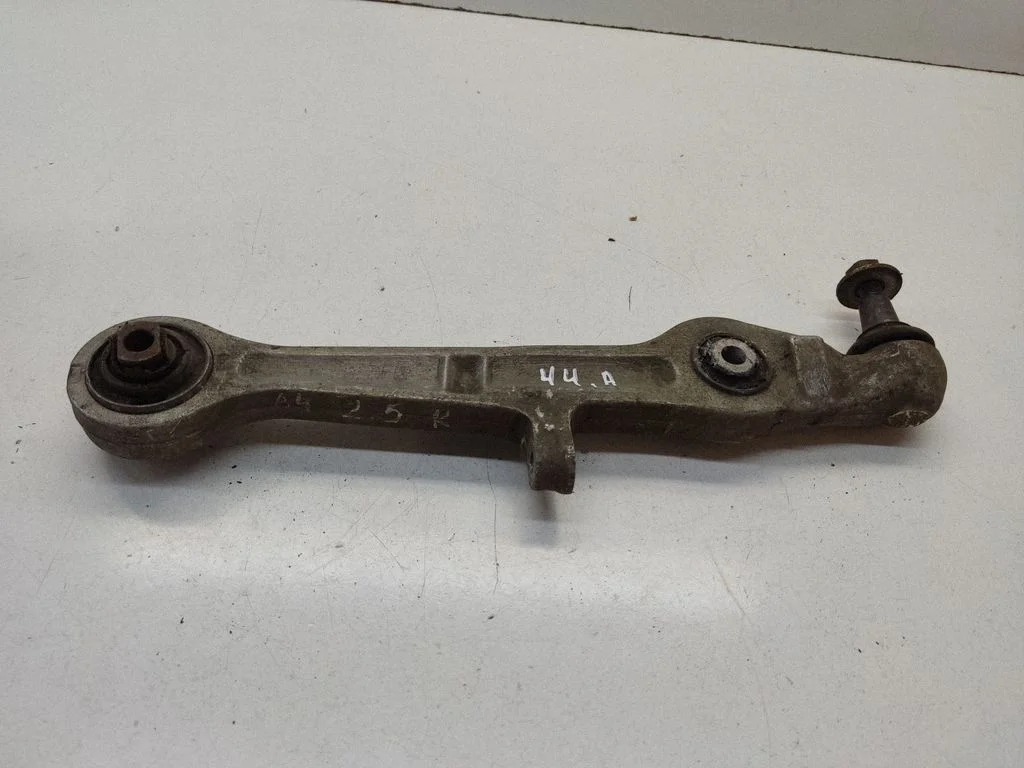 Front lower control arm/wishbone 060407161K