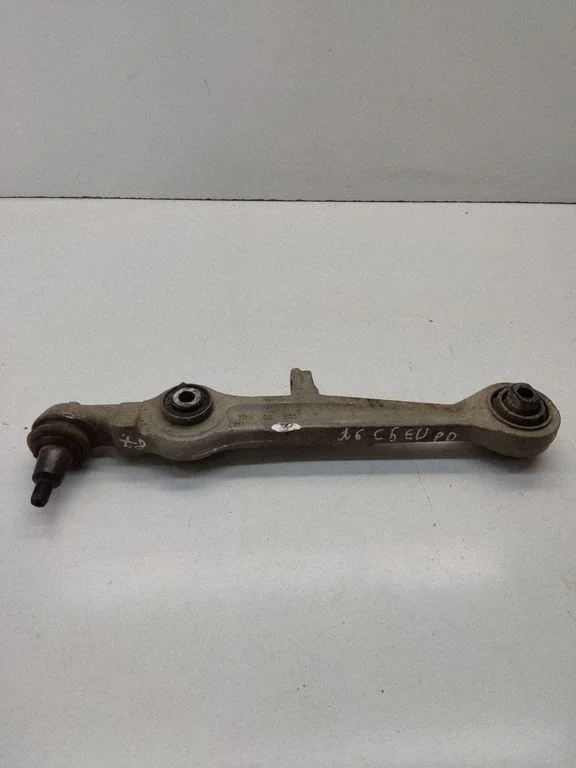 Front lower control arm/wishbone 4D0407155P