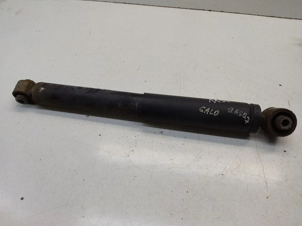 Rear shock absorber/damper – Nissan Qashqai+2 (2008-2010)