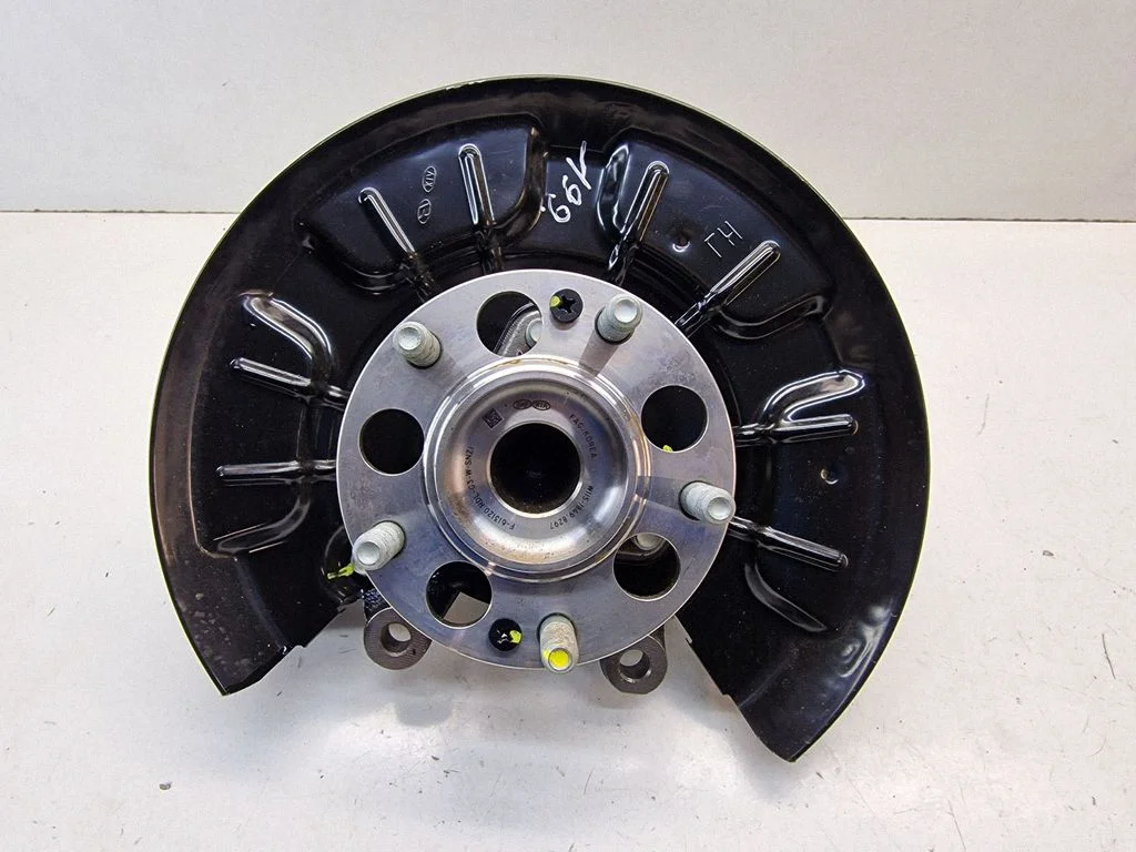 Tagumine rumm 52700G4BA0