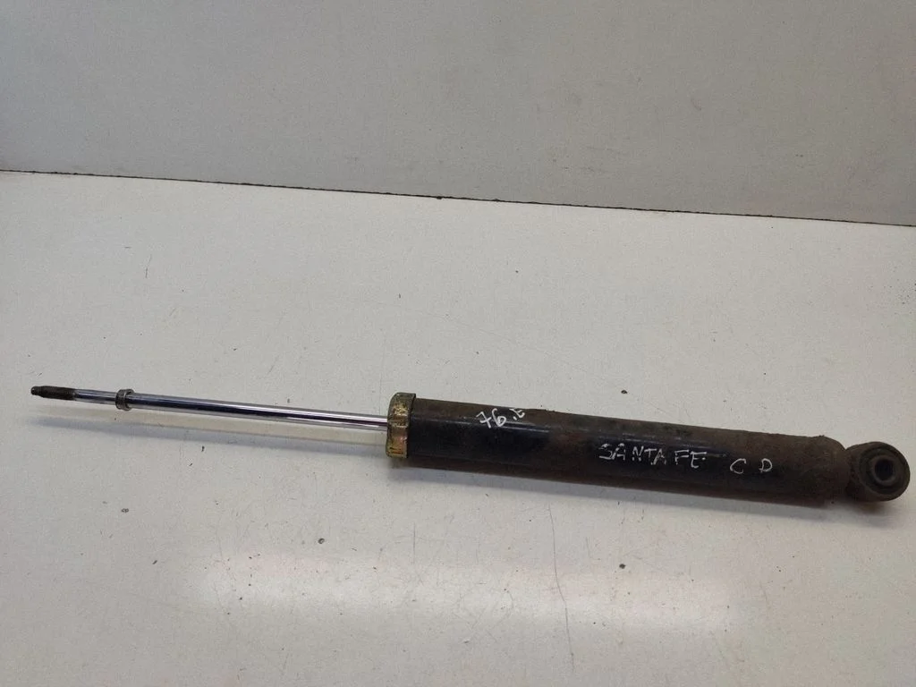 Rear shock absorber/damper – Hyundai Santa Fe (2000-2006)
