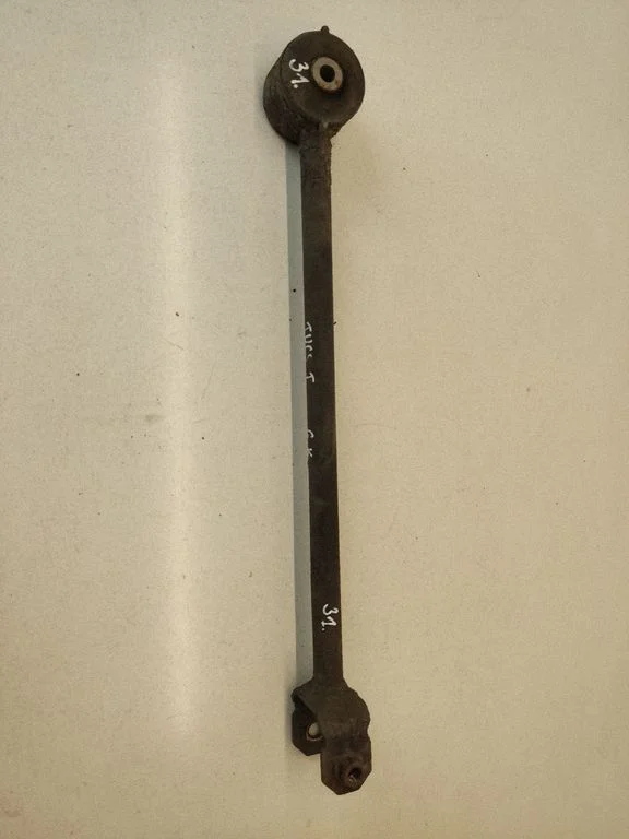 Rear upper control arm/wishbone 551162E000