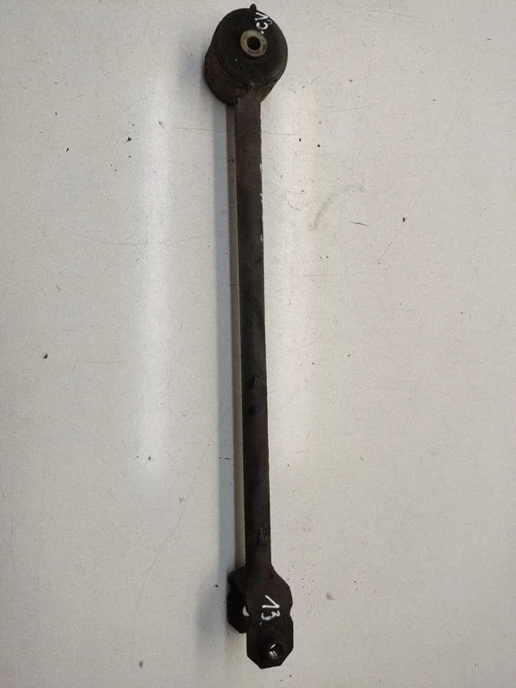 Rear upper control arm/wishbone 551162E000