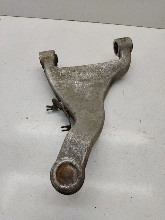 Rear upper control arm/wishbone – rear left
