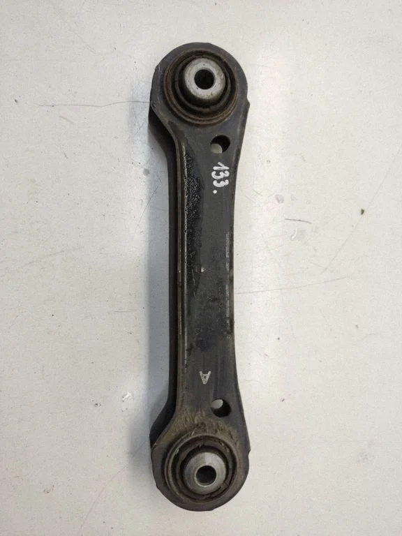 Tagumine ülemine õõtshoob 33326782237