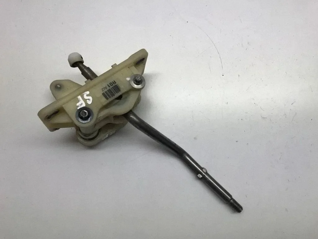 Mechanizm zmiany biegów (kulisa) – środek