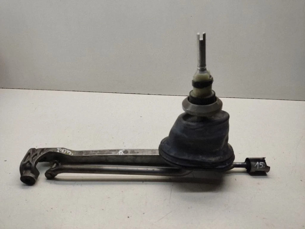 Gear selector mechanism – BMW 5 Series F10 F11 (2009-2016)
