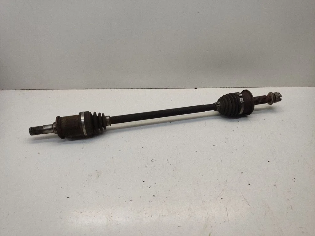 Rear driveshaft – rear left