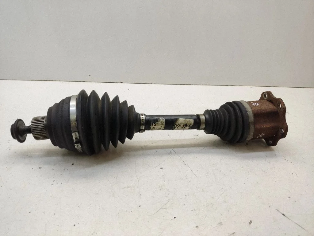 Półoś przednia 8K0407283