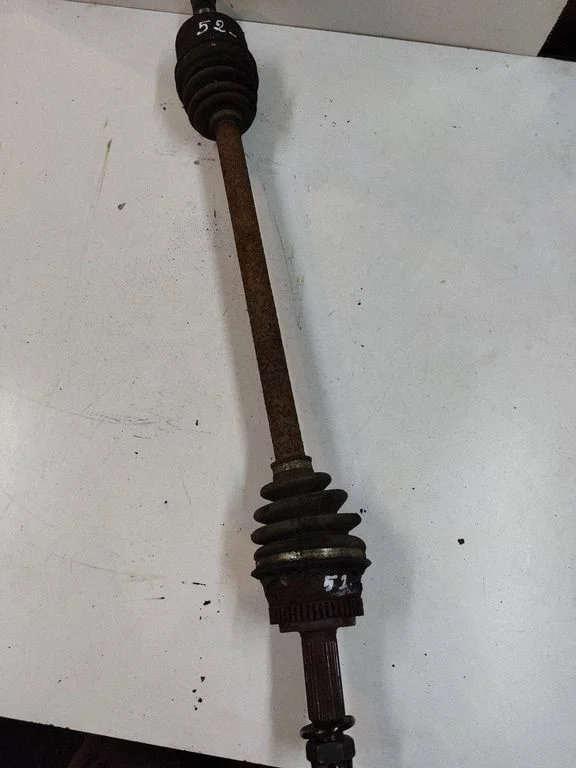 Rear driveshaft – rear left