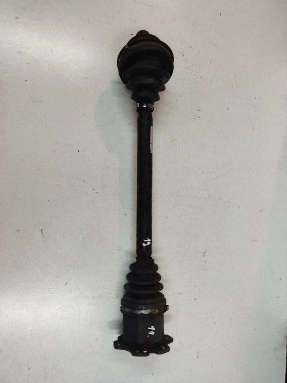 Front driveshaft 8250161484053