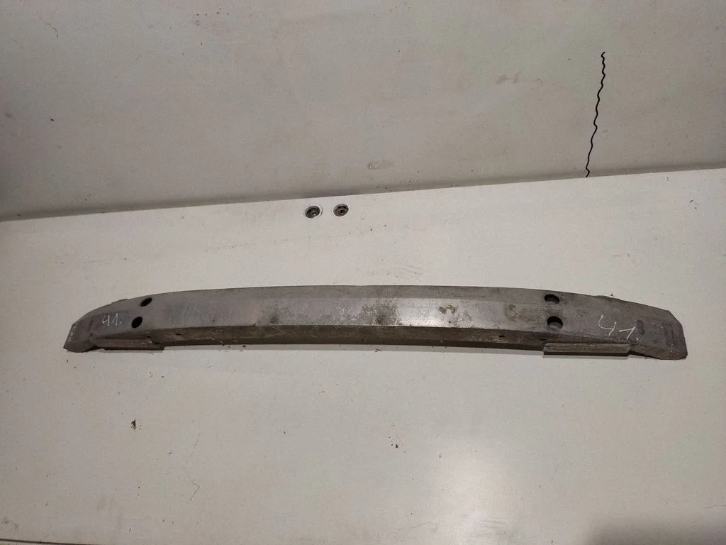 Front bumper cross member 048CH4773