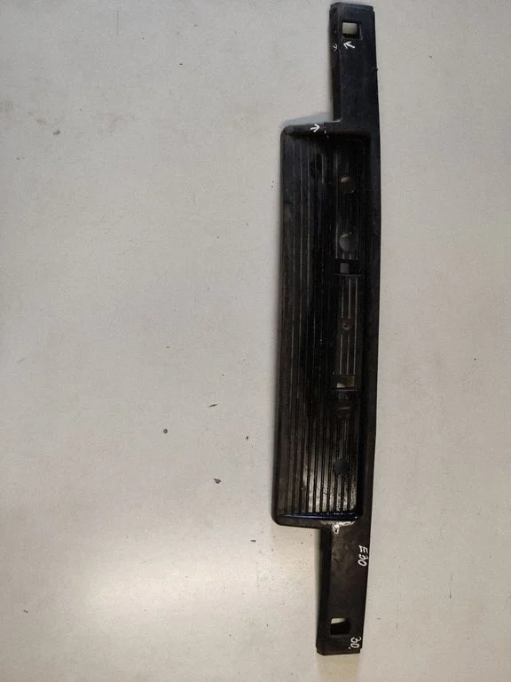 Front bumper splitter molding – BMW 3 Series E30 (1983-1994)
