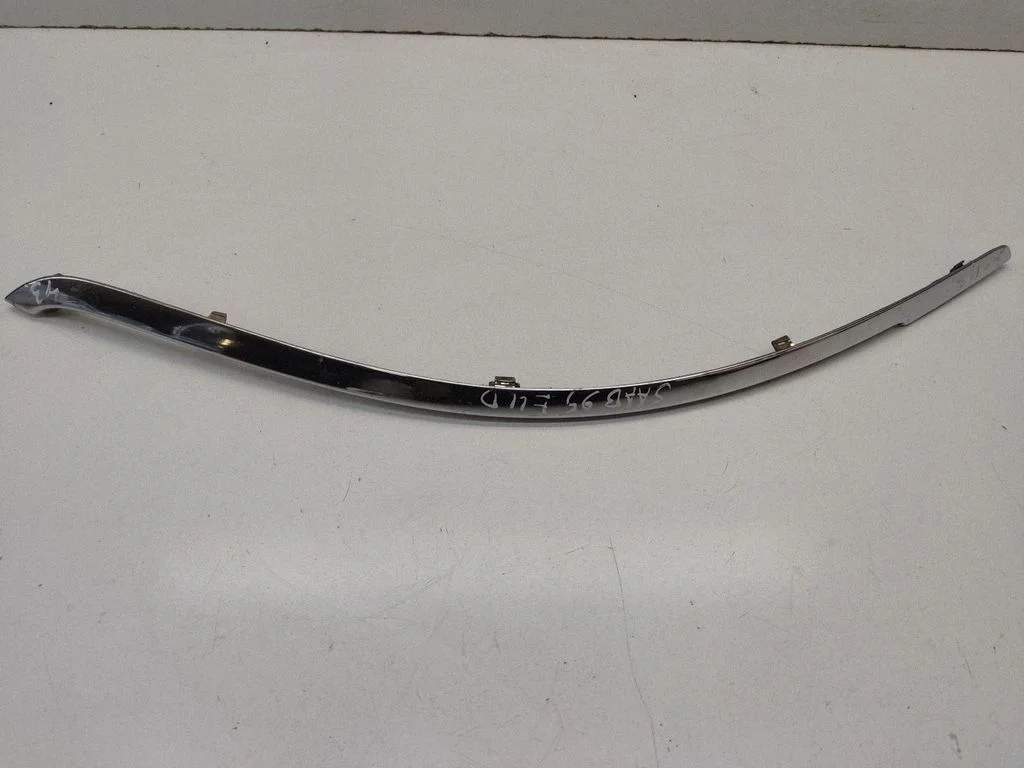 Front bumper splitter molding 12756167