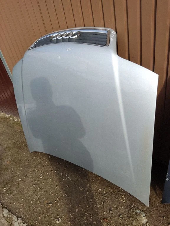 Engine bonnet/hood 4B3010126R