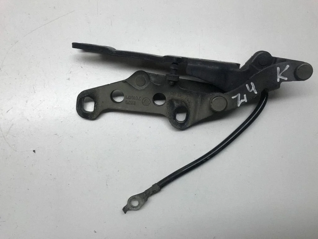 Engine bonnet/hood hinges – BMW Z4 E85 E86 (2002-2008)