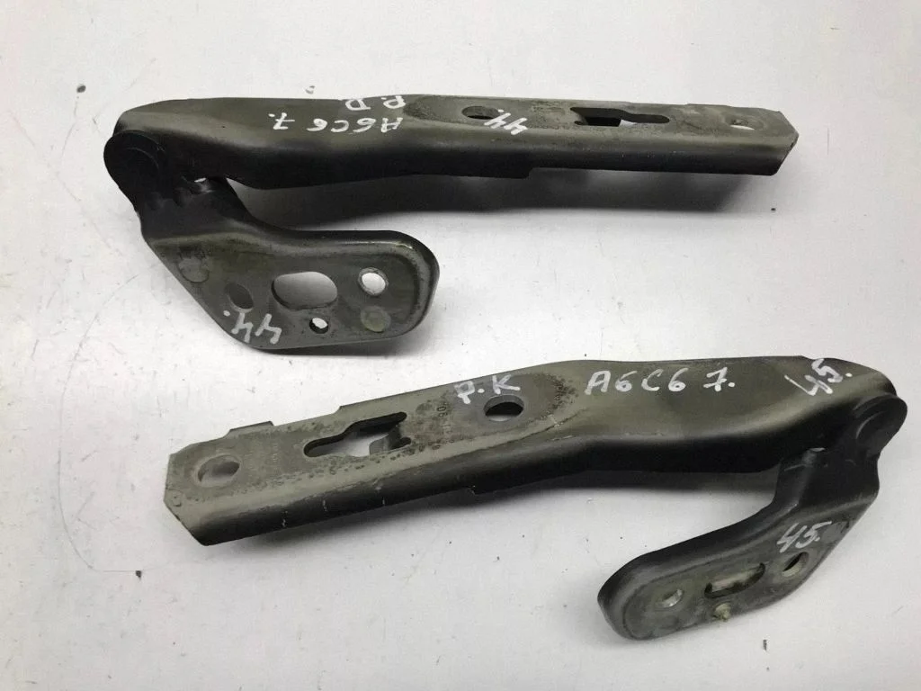 Engine bonnet/hood hinges 4F0823301