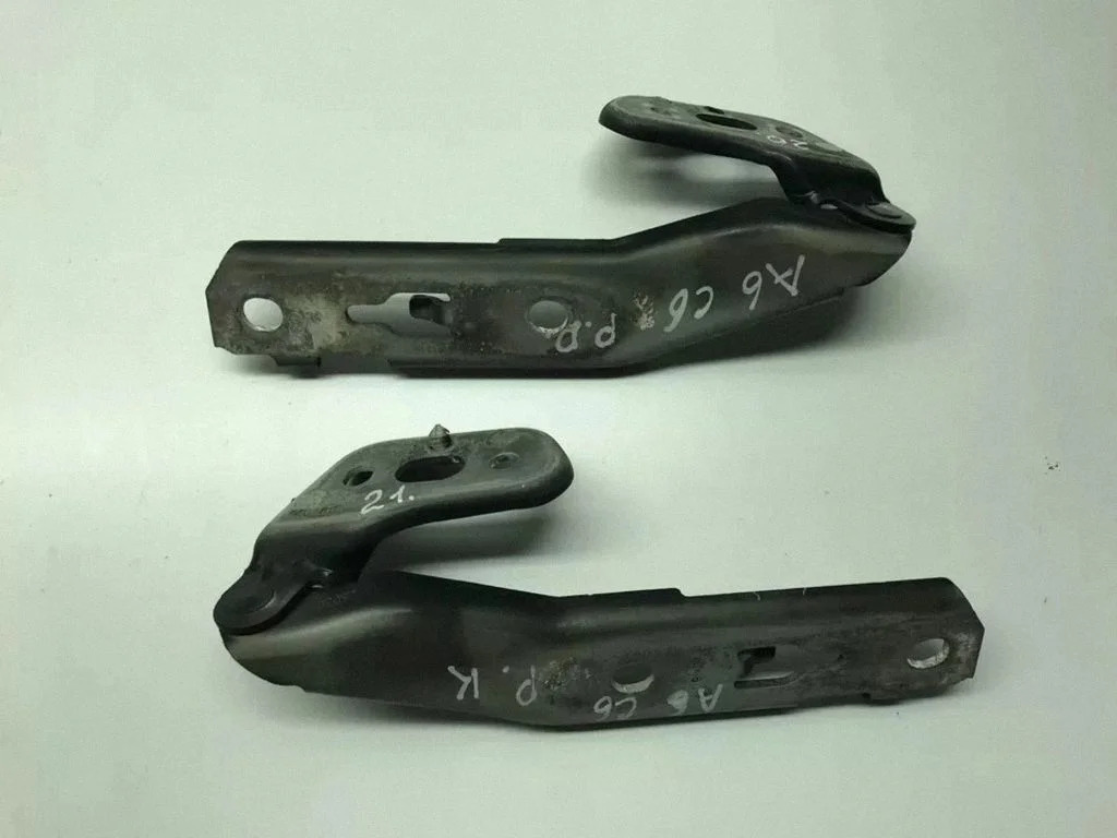 Engine bonnet/hood hinges 4F0823301