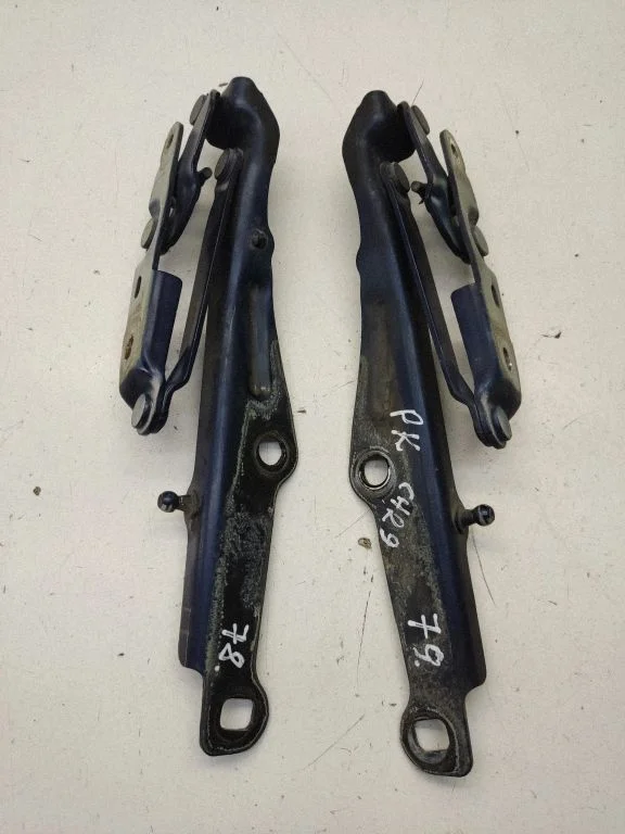 Mootorikapoti hinged 264AJ