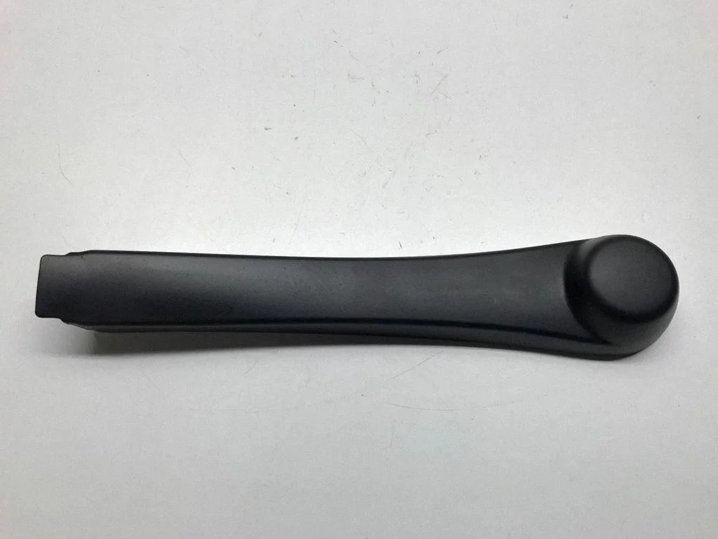 Wiper trim 7037356