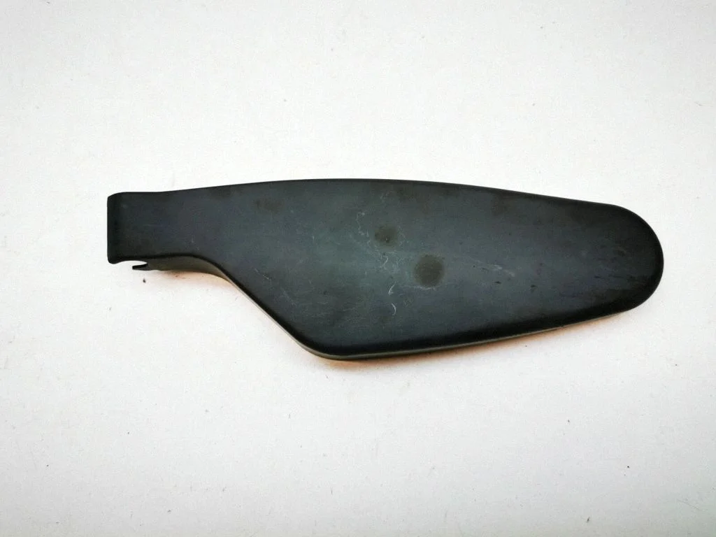 Podszybie (osłona wycieraczek) A2048320141