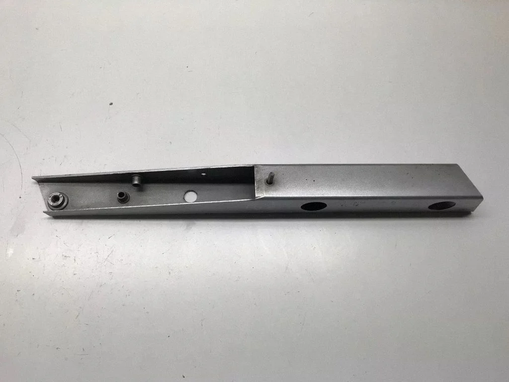 Fender mounting bracket 8Z0805092A