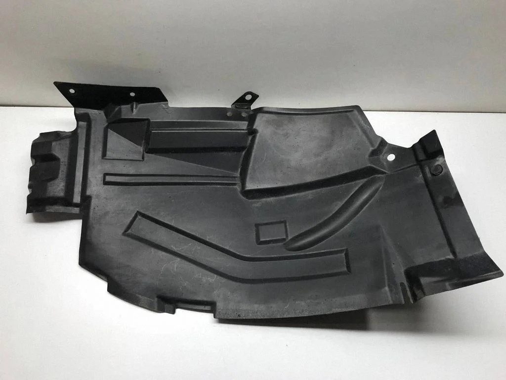 Front wheel arch liner splash guards 63844CA000
