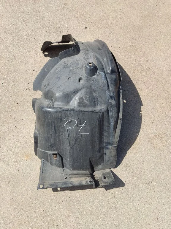 Front wheel arch liner splash guards 7059378