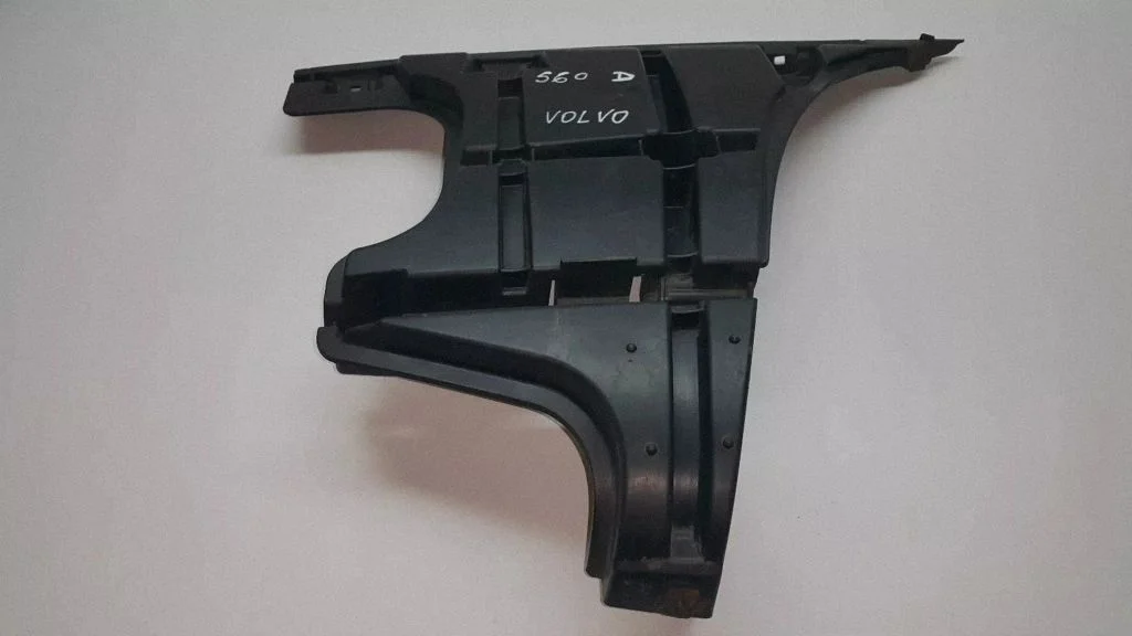 Rear bumper mounting bracket 08693387