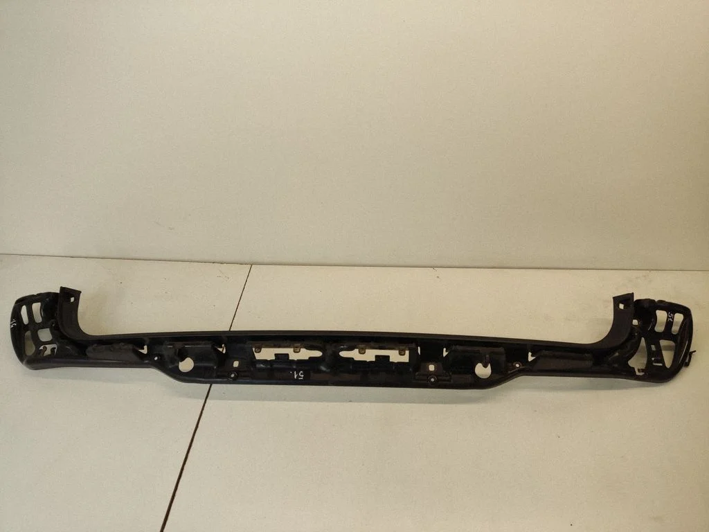Rear bumper mounting bracket 7060797