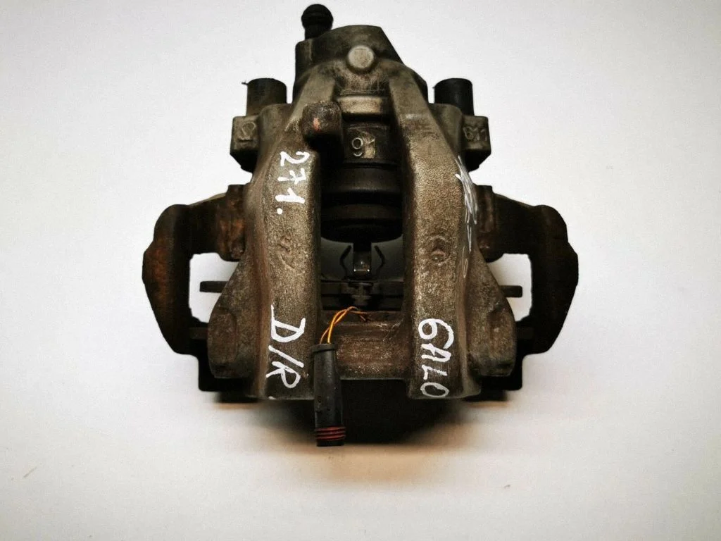 Tagumine pidurisadul – Mercedes-Benz CLS-klass C219 (2003-2011)