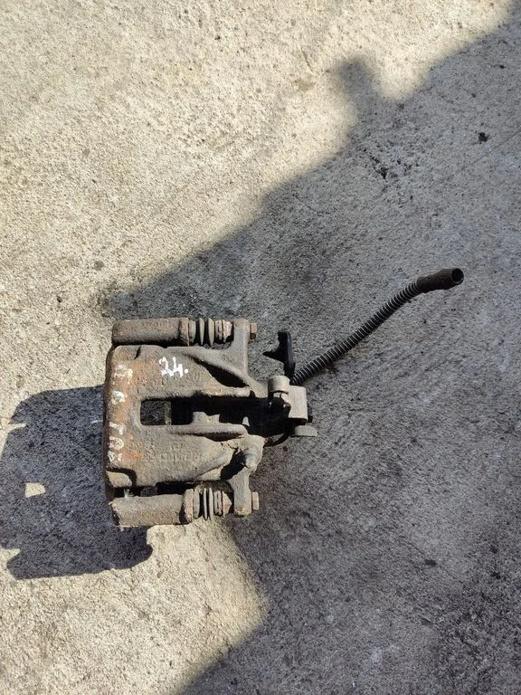 Tagumine pidurisadul – Renault Trafic II (X83) (2001-2014)