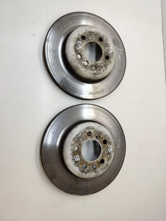Tagumine piduriketas – BMW 5-seeria F10 F11 (2009-2016)