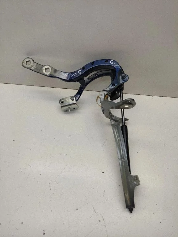 Tailgate/trunk/boot hinge – BMW 3 Series G20 G21 (2019-)