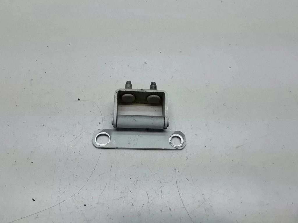 Tailgate/trunk/boot hinge – KIA Sportage (2011-2016)